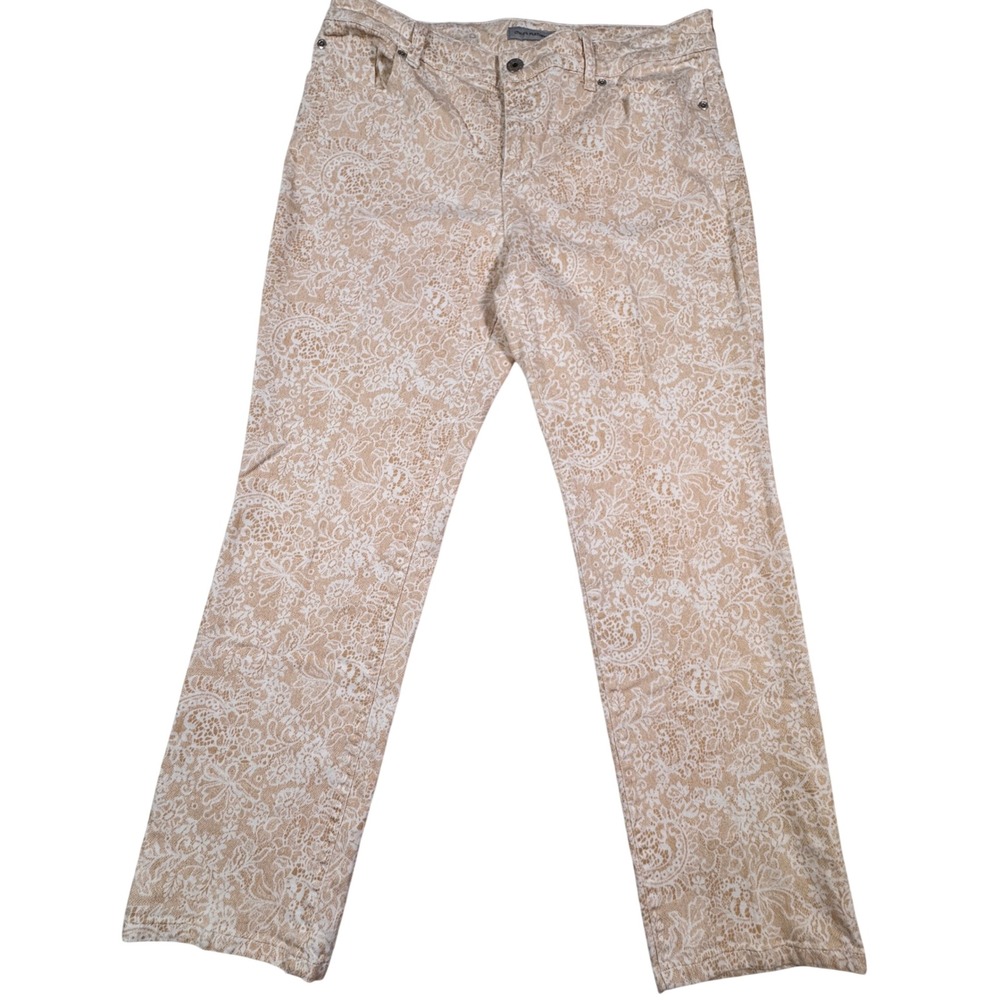 Chicos Platinum Denim Womens 2 Tan White Paisley Lace Print Ultimate Fit Pants‎
